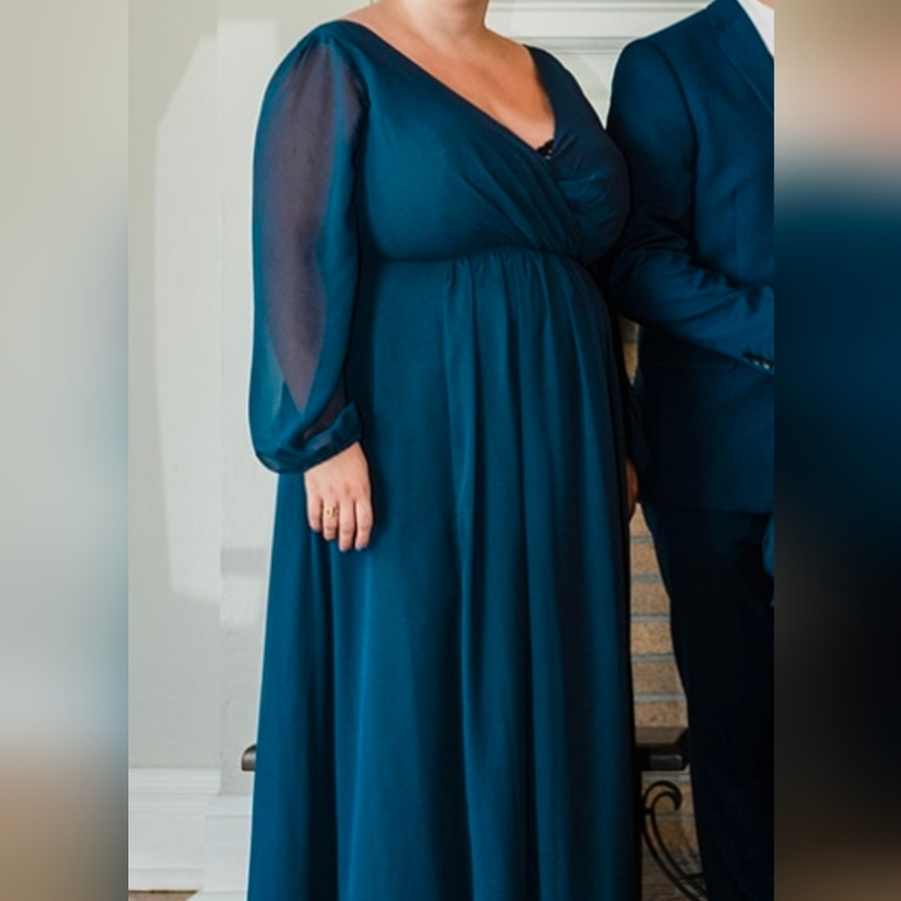 Navy blue bridesmaid long sleeve